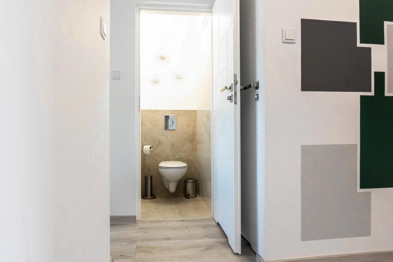 Quadratum Apartment By Noclegi Renters Gdansk Exterior photo